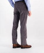 Pantalon en velours à moyennes côtes 
