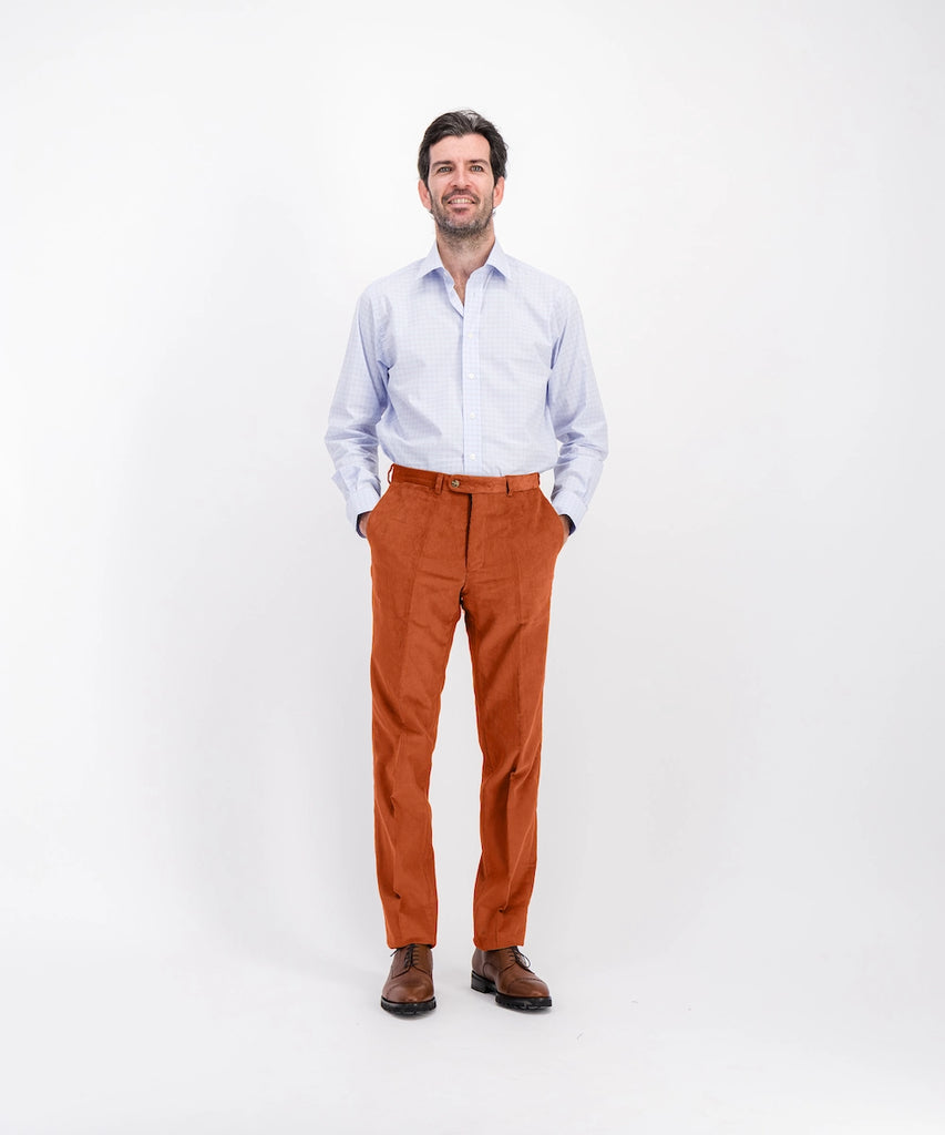 Pantalon en velours à fines côtes